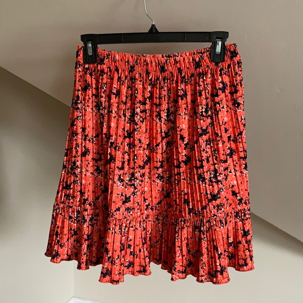 Zara Printed Red and Navy Skirt with Ruffle Hem